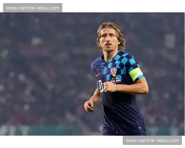 莫德里奇中场节拍器角色定位 克罗地亚控球率保障机制